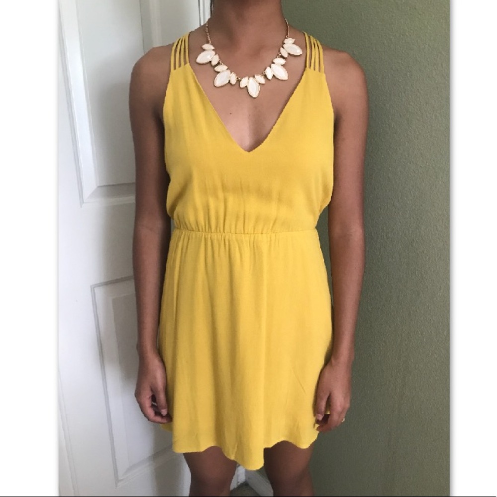 F21 | Yellow Summer Dress